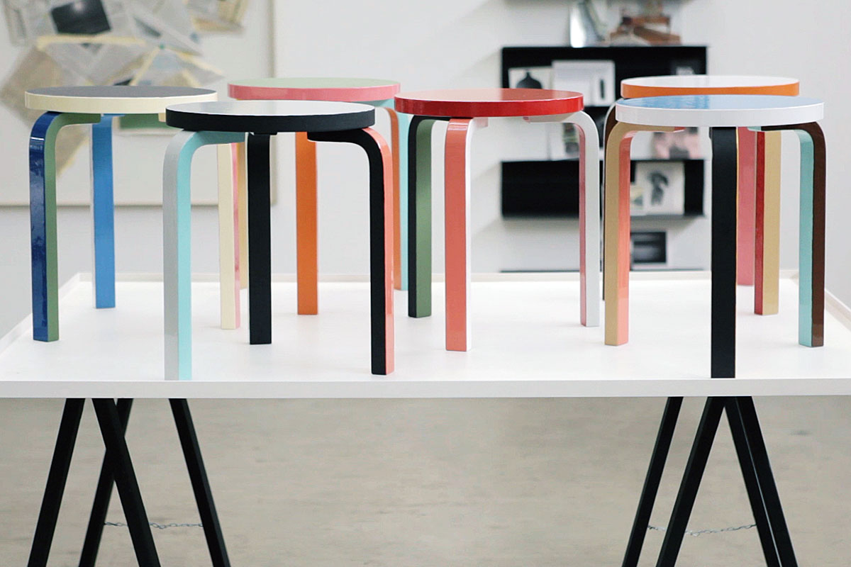 Hocker 60 von Artek, customized by Mike Meiré, 04.2012